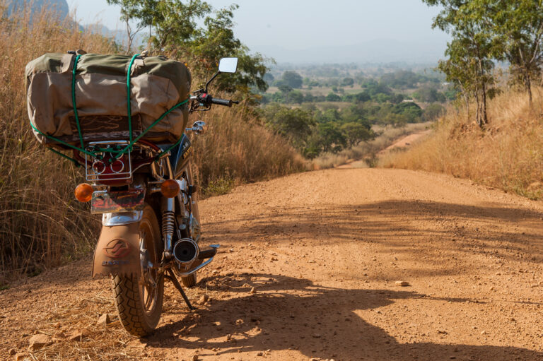 Le Bénin à moto - Le pays des tats sombas